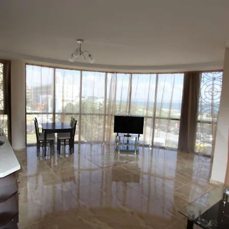 Apartment Goldenseaview