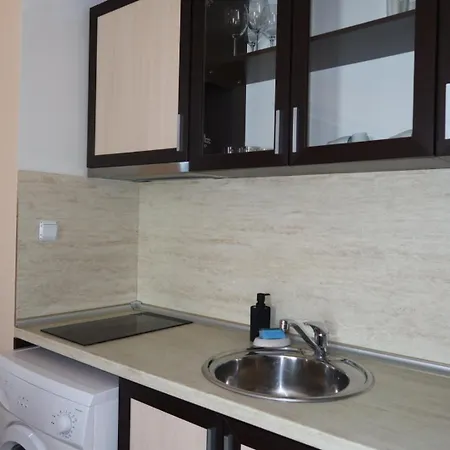 Apartment Goldenseaview Pomorie